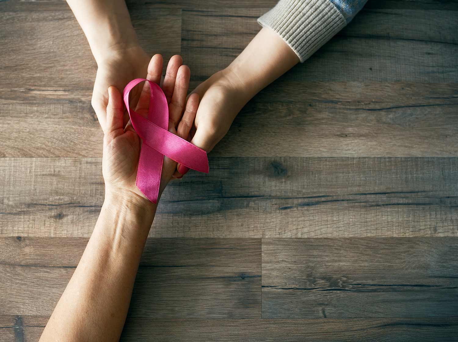 Brustkrebs was soll ich tun? Fragen zur Brustprothese und zum Klinikaufenthalt werden hier beantwortet. Nach der Brustamputation erhalten Sie eine Brustprothese.